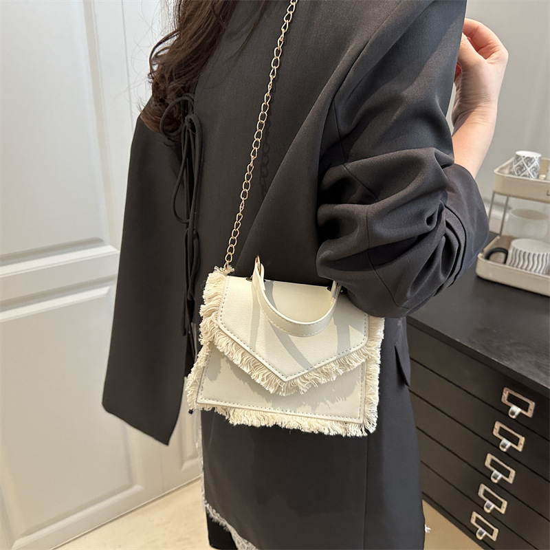 2025 Casual bags, retro small bags, fringed bags, denim blue mini small bags, chain bags, handbags, crossbody bags details Picture