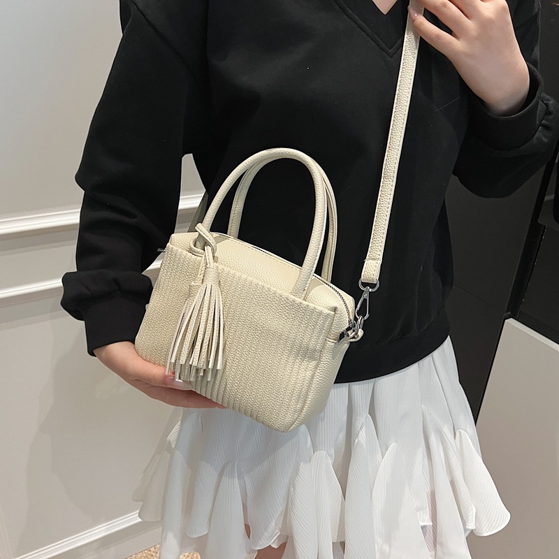 Stylish and simple commuter pillow bag for women, 2025 new style, niche pleated fashion single-shoulder bag, casual and versatile crossbody bag Specification drawing