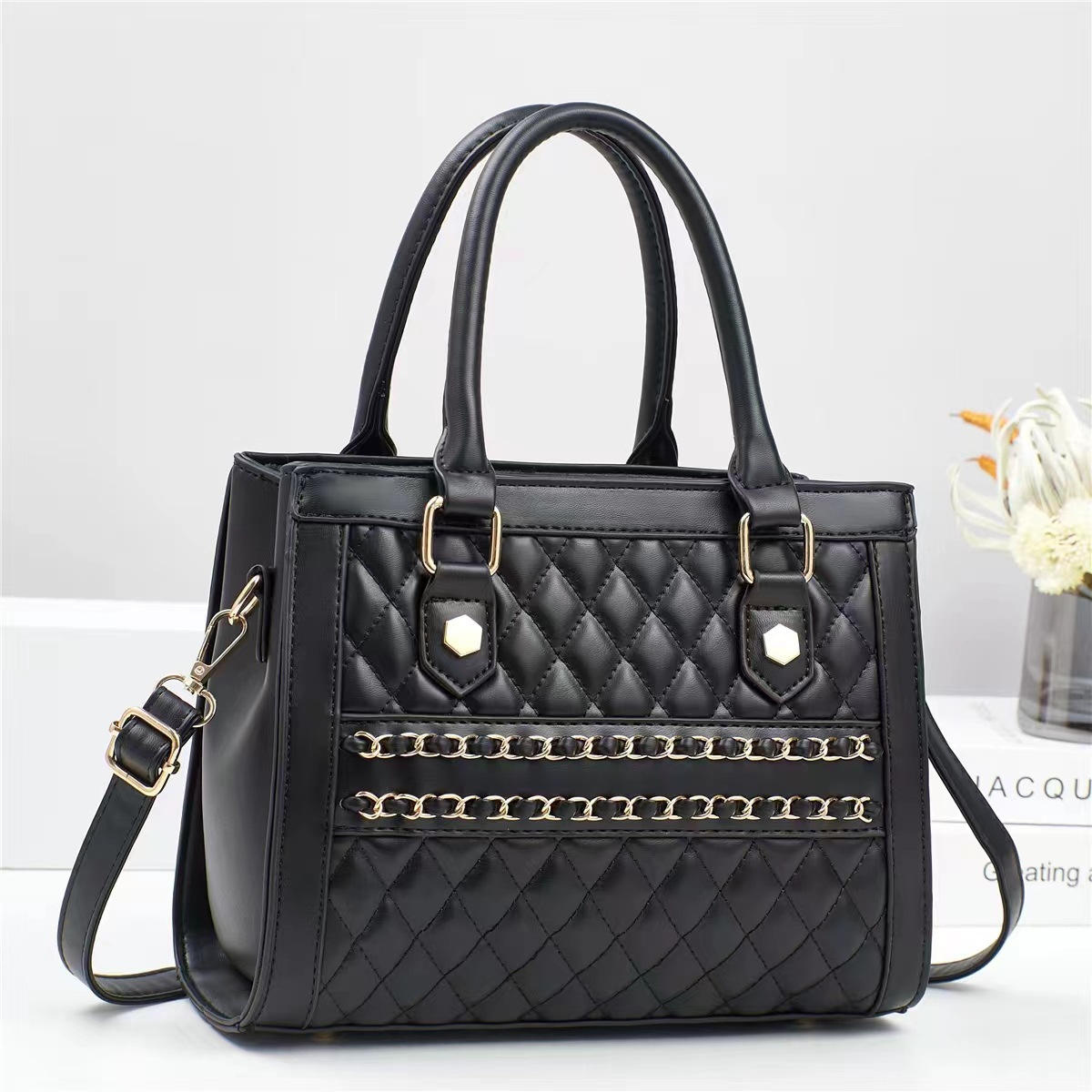 Korean-style texture single-shoulder smooth crossbody bag for women, 2024 new model from the manufacturer, a fashionable handbag for women full figure