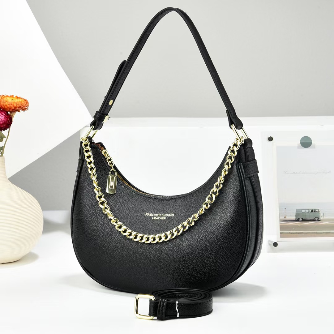 High-end quality dumpling bag for women 2025 new style fashionable and versatile crossbody bag, popular commuting single-shoulder small bag full figure