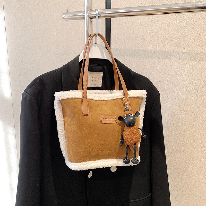 Retro matte plush bag for women, 2024 new trendy Korean version tote bag, casual and versatile single-shoulder vegetable basket bag Specification drawing