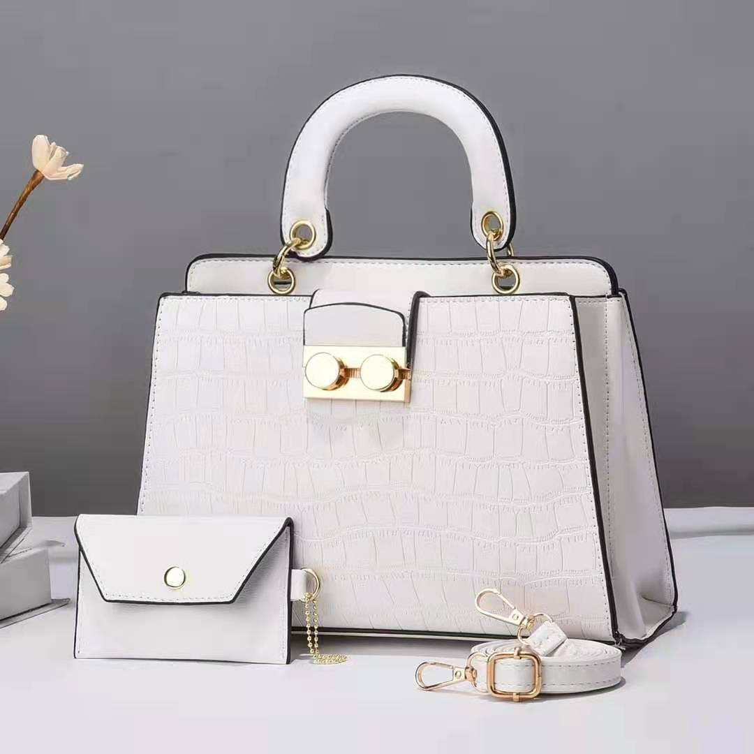 Wholesale of new luggage 2022 new handbags, women's buns, mother's bags, single-shoulder crossbody bags, cross-border foreign trade small square bags Item Picture