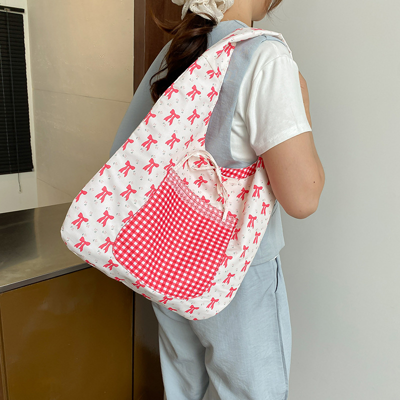 Korean-style retro checkered vest bag, lightweight and large-capacity shopping bag for girls, casual and versatile student canvas single-shoulder bag full figure