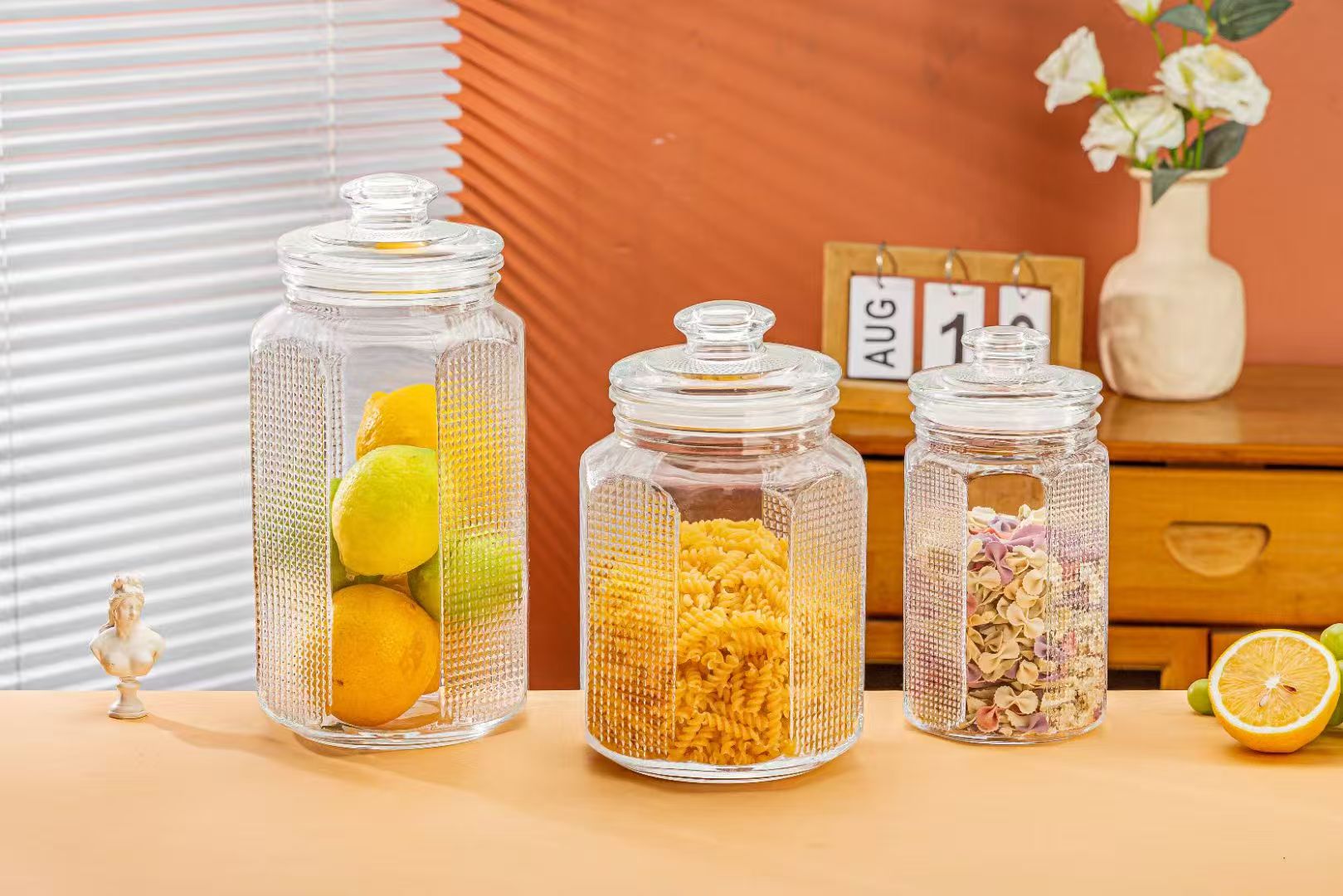 Thickened glass food-grade sealed moisture-proof jar, tea and dried fruit storage jar, sealed bottle for grains, flower tea, dried tangerine peel and medicinal materials