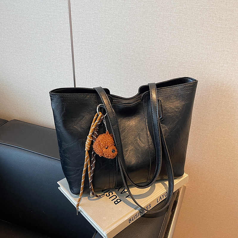 Simple and versatile women's large-capacity 2024 new casual single-shoulder shopping bag, fashionable commuter tote bag details Picture