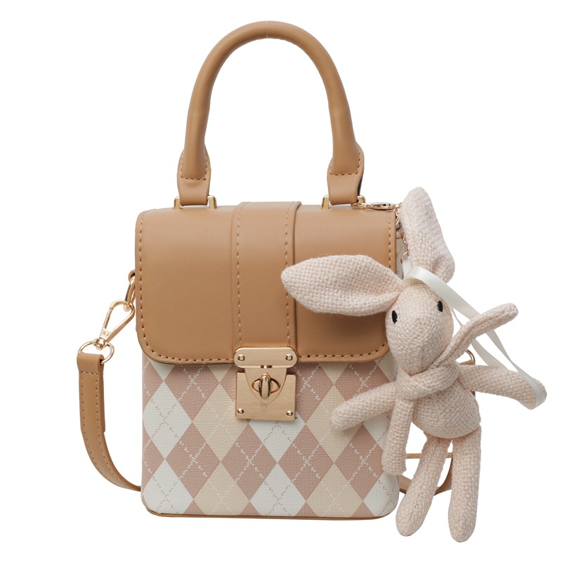 Crossbody bag for ladies, stylish handbag, 2024 new trendy and fashionable diamond-shaped mobile phone box bag, ins small bag Item Picture