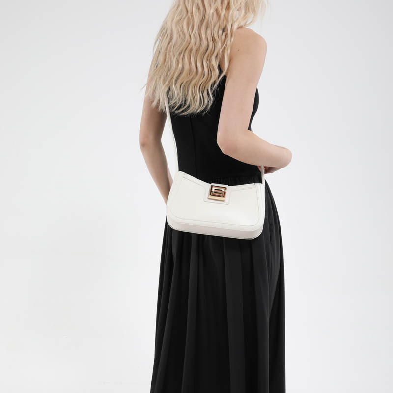 French-style niche design solid-color single-shoulder underarm bag 2025 popular new Korean-style fashionable casual solid-color handbag details Picture