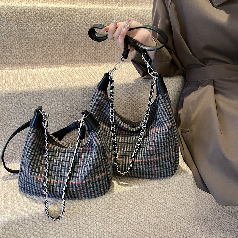High-end quality bag, women's large-capacity 2024 new casual and niche design crossbody bag, chain commuting dumpling bag Specification drawing