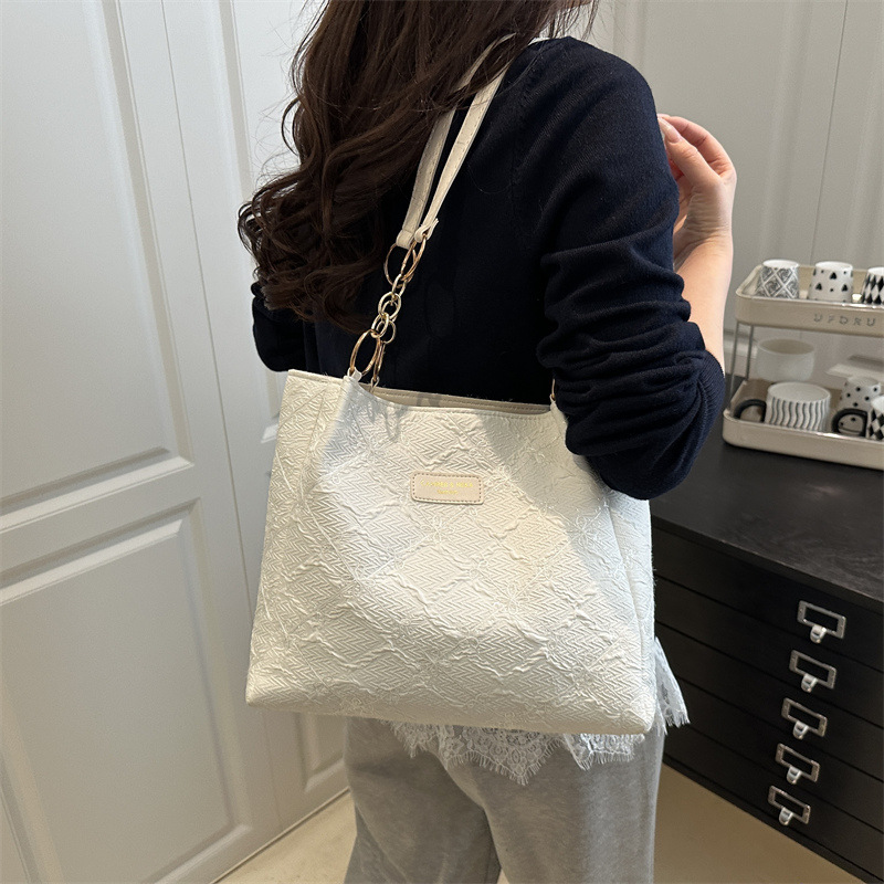 Large-capacity bag for women 2025 new style fashionable single-shoulder student class bag, versatile commuting tote bag details Picture