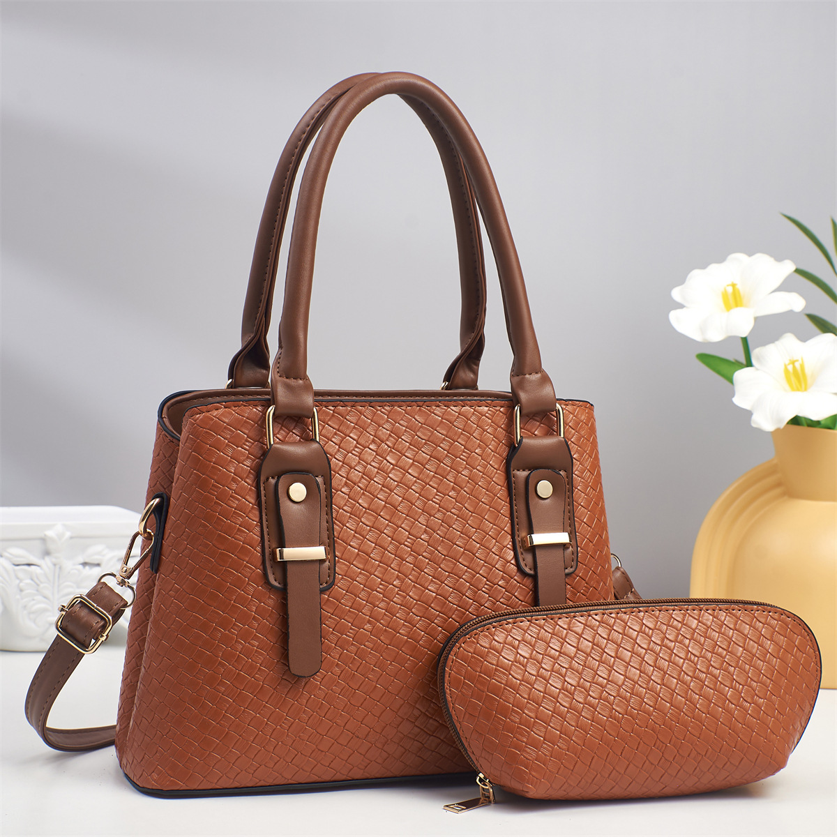 Cross-border foreign trade handbag for women, 2025 new style, fashionable women's bag, woven pattern, elegant commuting single-shoulder bag full figure