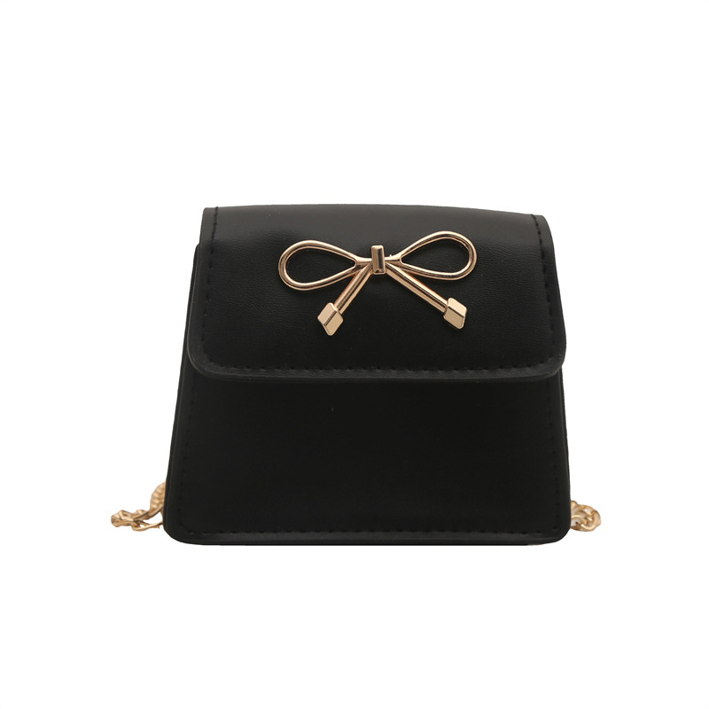 Simple bow saddle bag for women 2025 new Spring/Summer style single-shoulder bag, personalized and fashionable single-shoulder crossbody bag Item Picture