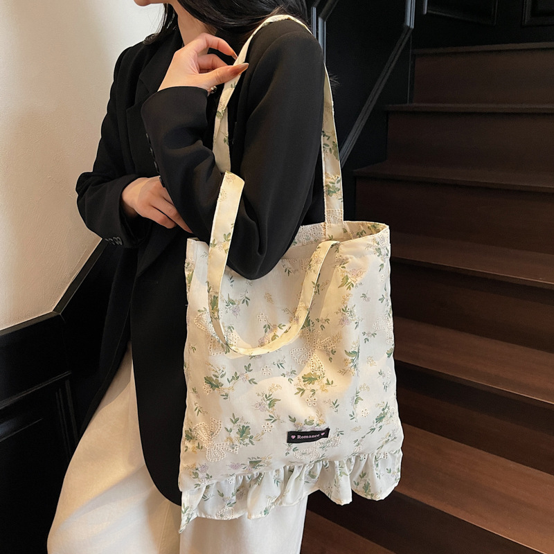 Korean style Instagram simple cloth bag with large capacity bucket bag for women, 2025 new fashionable work commute casual single-shoulder bag full figure