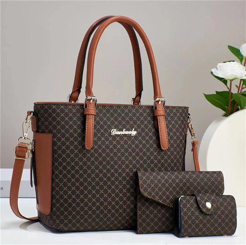 2023 Cross-border New fashion women's bags in stock: Women's handbags, retro single-shoulder crossbody bags, source factory bags Application Scenario