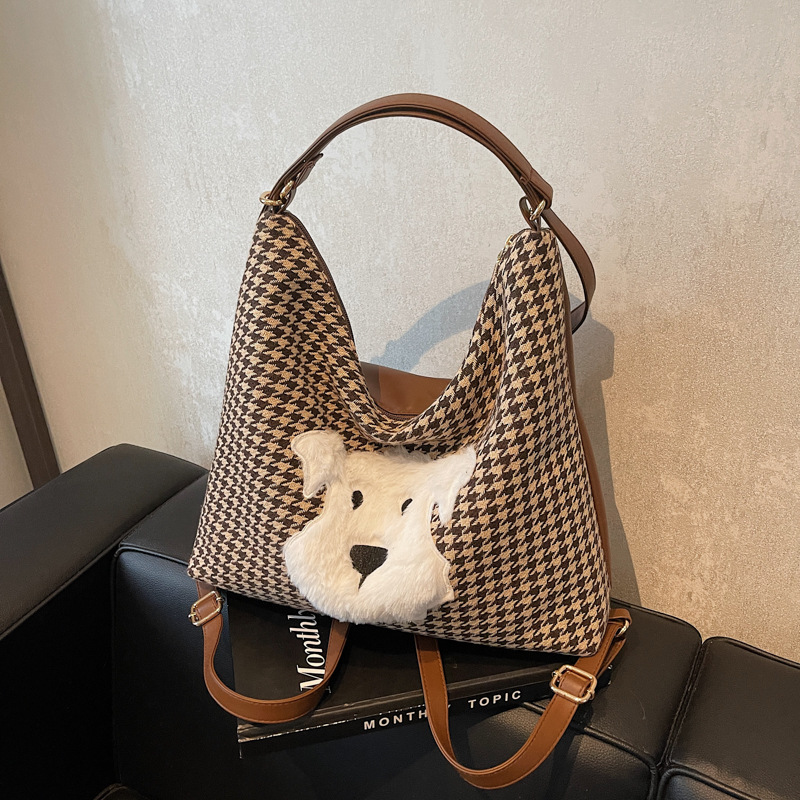 Casual commuting Tote bag for women, large capacity 2024 new cartoon single-shoulder crossbody multi-functional lightweight backpack details Picture