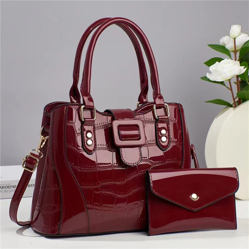 2023 grand retro crocodile pattern mother-and-child bag with a large capacity women's bag, versatile single-shoulder crossbody bag, one-piece consignment details Picture