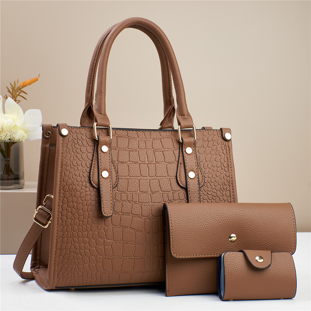 The best-selling large bag manufacturer's best-selling winter versatile hand-carry 2024 women's fashion new single-shoulder crossbody bag for export Application Scenario