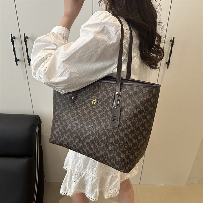 High-quality large-capacity bag, niche and versatile commuting bag for women, 2025 new trendy textured tote bag, large bag Specification drawing