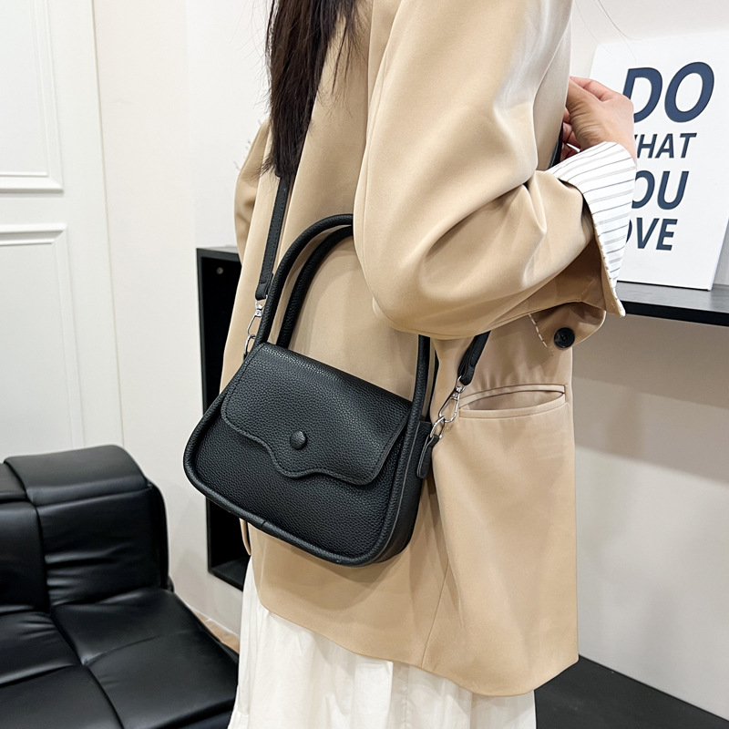 Casual and trendy mini handbag 2025 new style, niche and versatile single-shoulder bag, high-end and simple crossbody bag for women Specification drawing