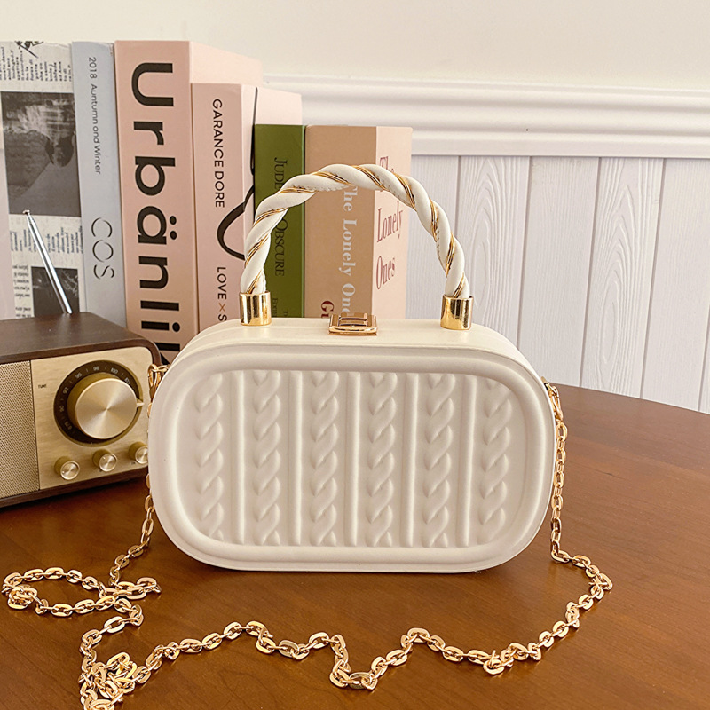 This is a new Korean version of a box bag with a linen pattern, which has a well-structured texture and is suitable for women's crossbody single-shoulder handbags full figure