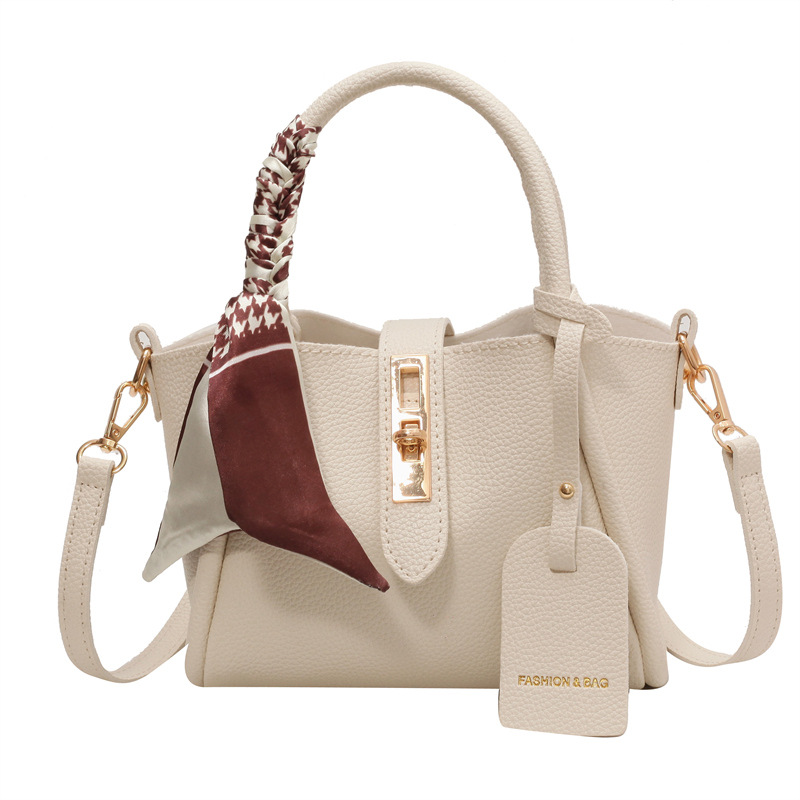 Niche design handbag, 2024 new style, fashionable and retro wing bag, stylish silk scarf decoration, single-shoulder crossbody bag Item Picture
