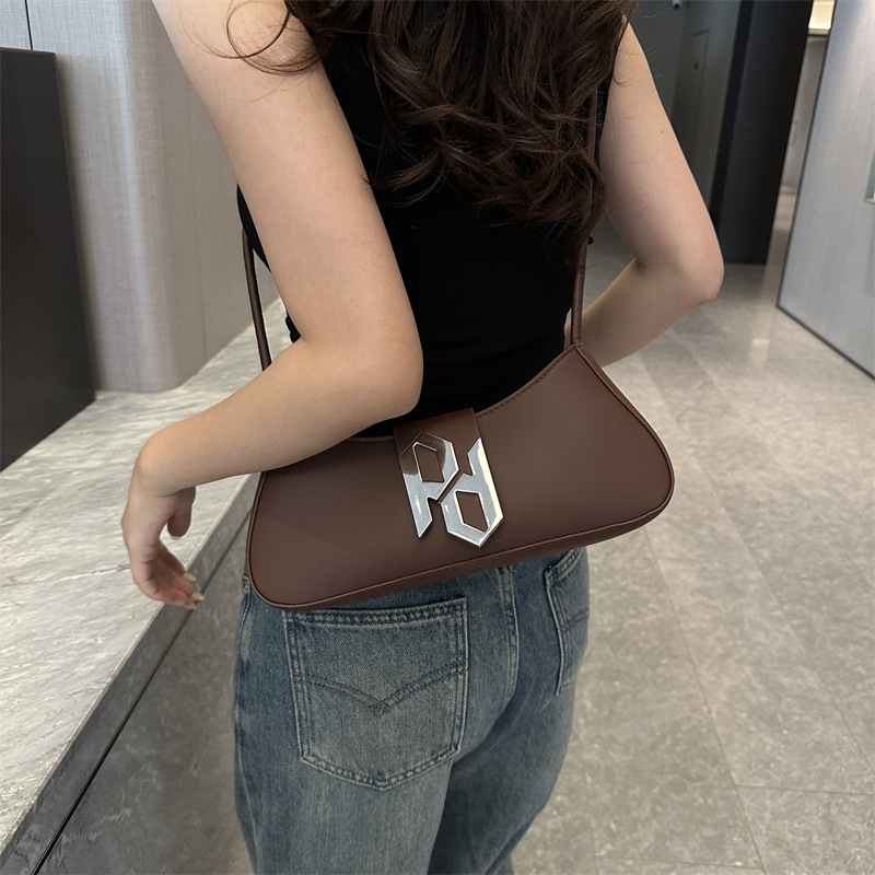 Simple, fashionable and casual single-shoulder bag, niche casual underarm bag, new Korean-style fashionable small square bag for summer 2023 details Picture