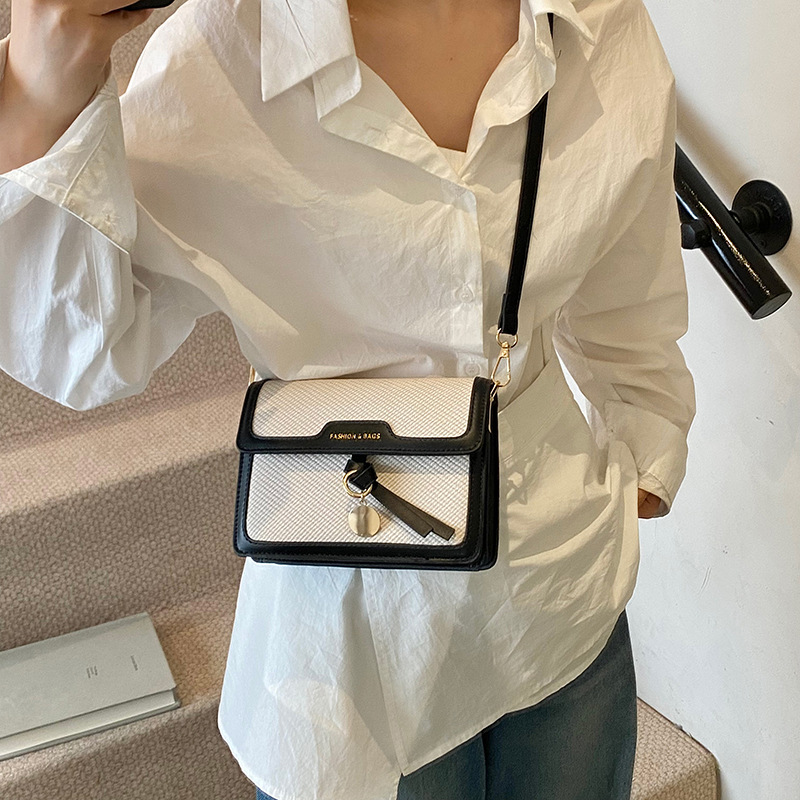Korean style Instagram stylish and versatile small square bag for women 2025 new trendy and fashionable single-shoulder bag with color contrast and versatile crossbody bag Specification drawing