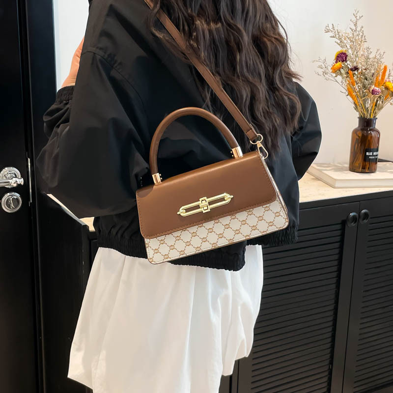A retro color-blocking texture, niche design bag for women 2025, a fashionable and versatile single-shoulder crossbody bag for commuting Specification drawing