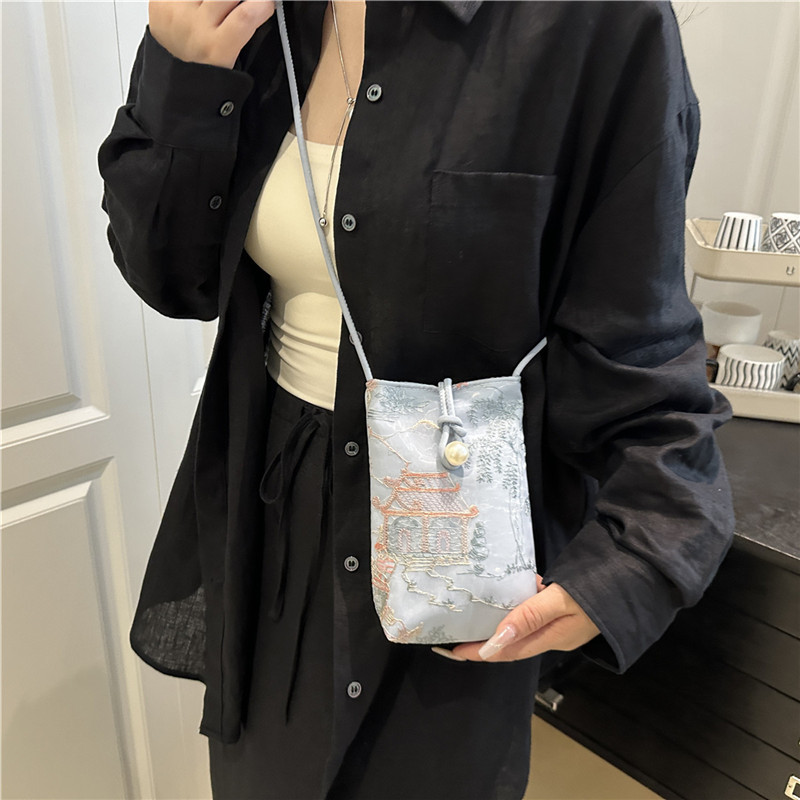 "2025 Summer Stylish Embroidered Mini Mobile phone Bag for Women 2025 New Women's single-shoulder crossbody bag Fashionable small bag. details Picture