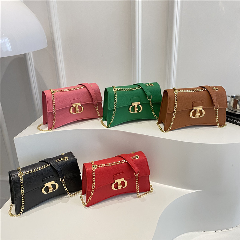 Cross-border fashion and quality chain bag for women 2025 new style women's bag, trendy and fashionable single-shoulder crossbody bag for women Application Scenario