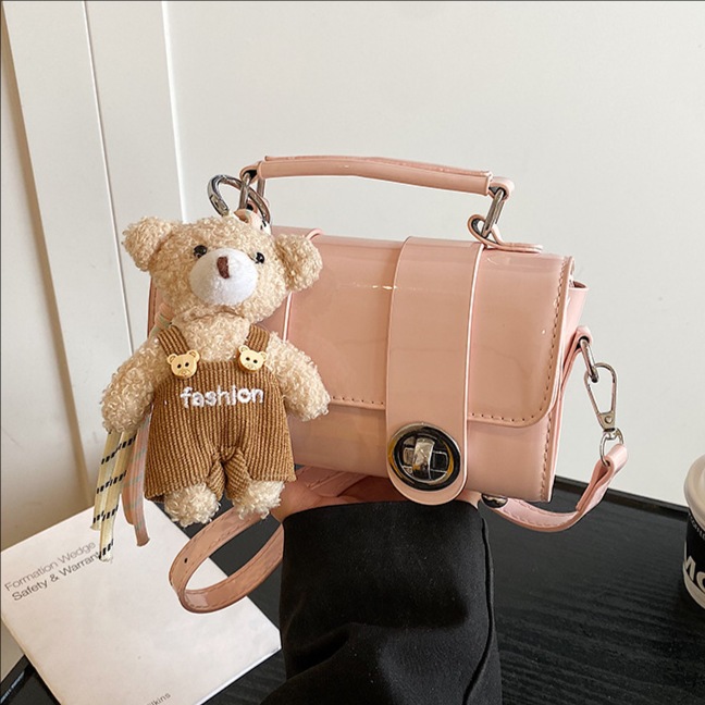 High-end fashion handbag 2025 new style, stylish, light luxury, shiny single-shoulder bag, trendy, casual and versatile crossbody bag full figure