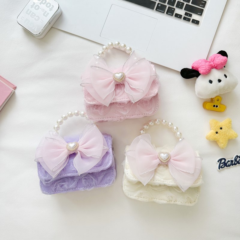 Cute girl crossbody bag, chanel-style fashionable children's hand-held crossbody bag, princess and lady pearl bag, single-shoulder bag full figure