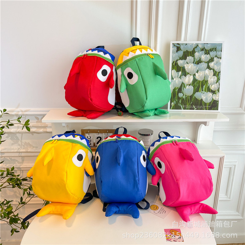 New cartoon shark backpack for high school students, a cute and funny travel backpack for girls, wholesale version full figure