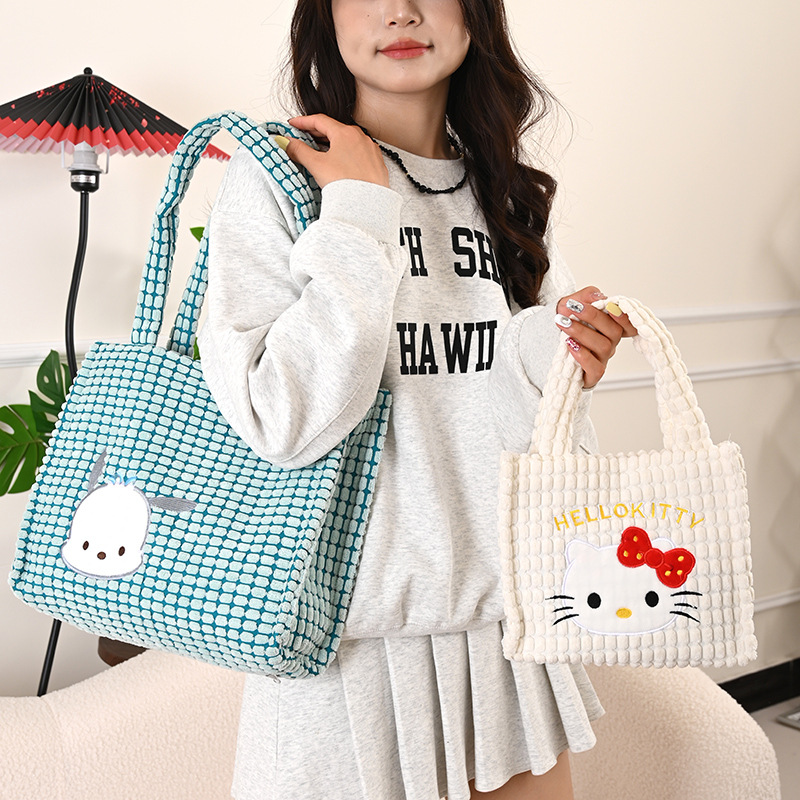 New Katon cute and fun handbags, adorable Sanrio children's handbags, girls' tote wrist gifts wholesale details Picture
