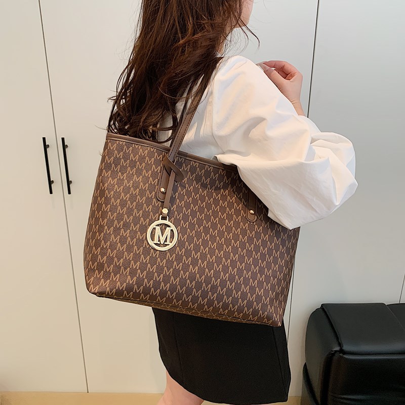 Laid-back commuter tote bag for women, new Spring 2025 trendy and fashionable single-shoulder bag, large-capacity handbag Specification drawing