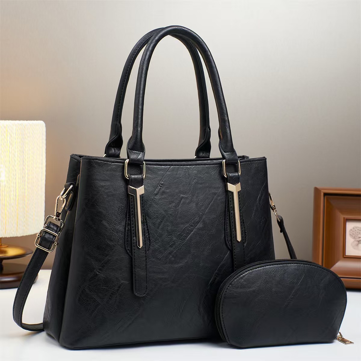 Retro material women's bag 2025 new style fashionable and trendy women's bag, high-end single-shoulder crossbody bag, versatile handbag full figure