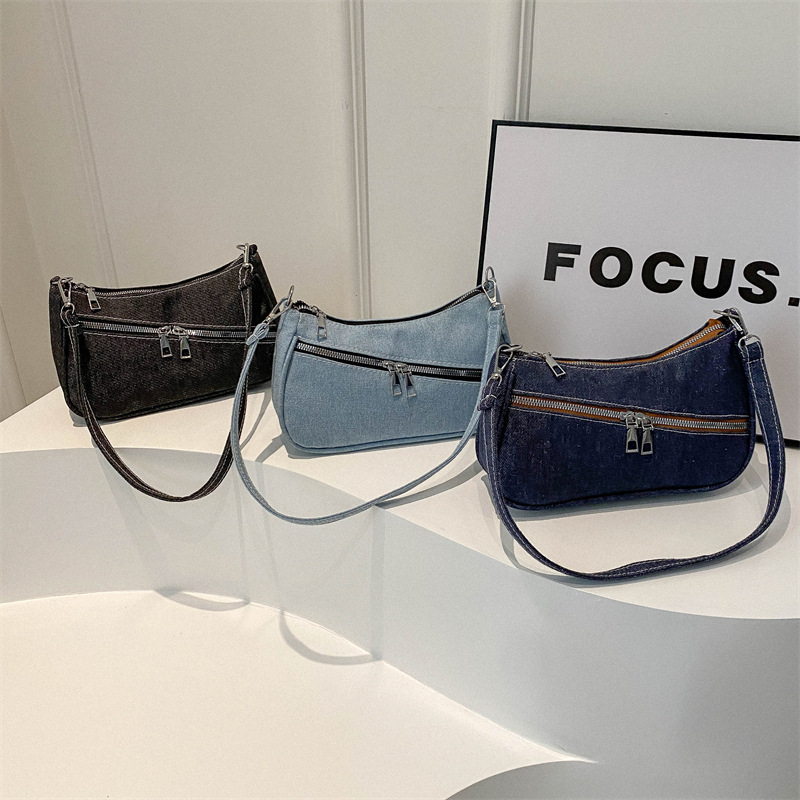 A high-end French niche design bag for women, a new 2024 trendy, simple and versatile denim single-shoulder underarm bag Application Scenario