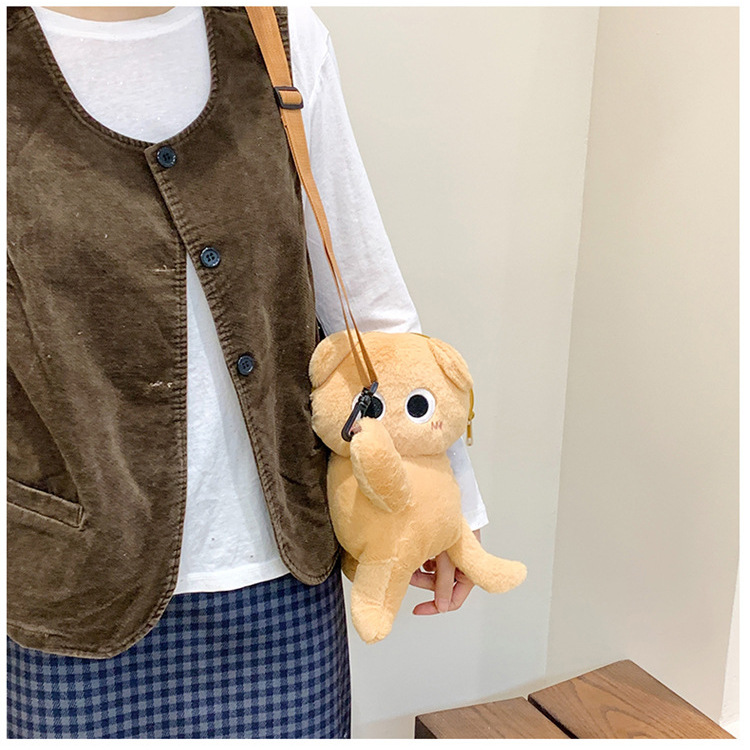A large-capacity, girlish single-shoulder storage bag featuring a plush toy doll with a slant straddle in a cartoon style Application Scenario