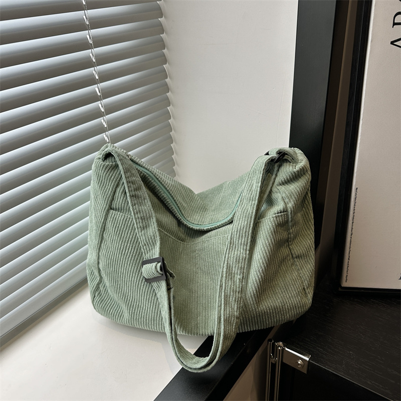 Cross-border spring new retro laid-back style large-capacity tote bag, simple and versatile single-shoulder bag, student Japanese-style backpack full figure