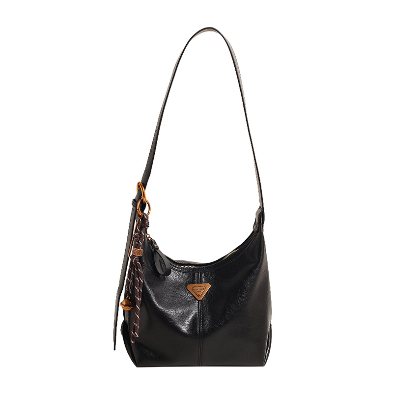 Large-capacity women's retro 2024 new casual and niche design single-shoulder crossbody bag, versatile commuting dumpling bag Item Picture