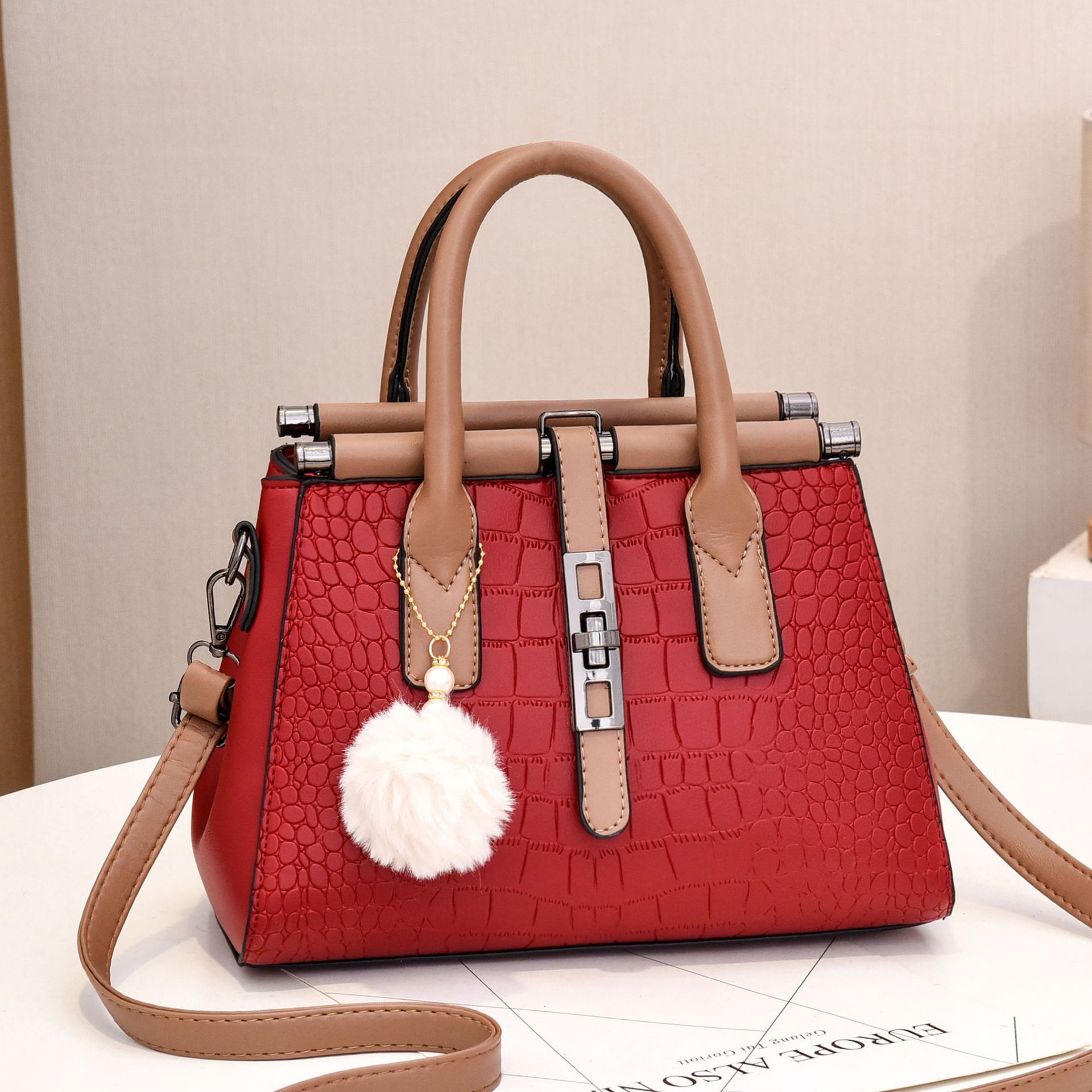 Wholesale PU leather women's bags 2022 new style European and American large bags, fashionable and large-capacity trendy women's handbags, single-shoulder consignment Specification drawing