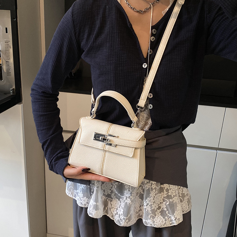 Cross-border retro lychee pattern hand-held small square bag 2025 new style simple and versatile shoulder bag patchwork stylish crossbody bag Specification drawing