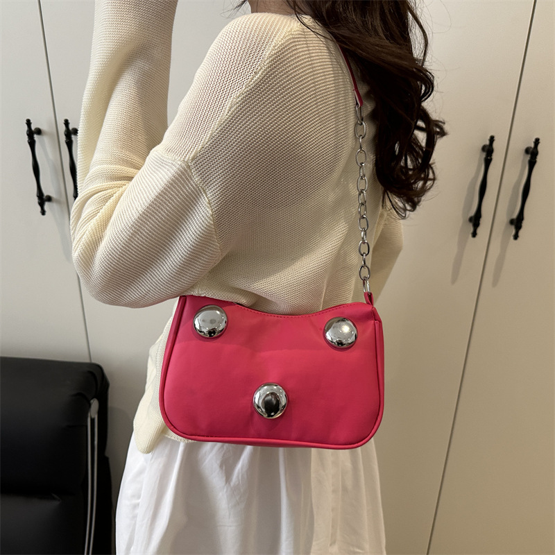 Stylish, casual, trendy and unique, spicy girl style riveted new 2025 simple crossbody handbag, small square women's bag Specification drawing