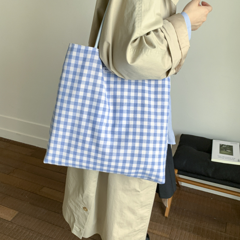 2025 Summer New Japanese-style bucket bag, embroidered canvas bag, large-capacity handbag, trendy tote bag, single-shoulder bag details Picture