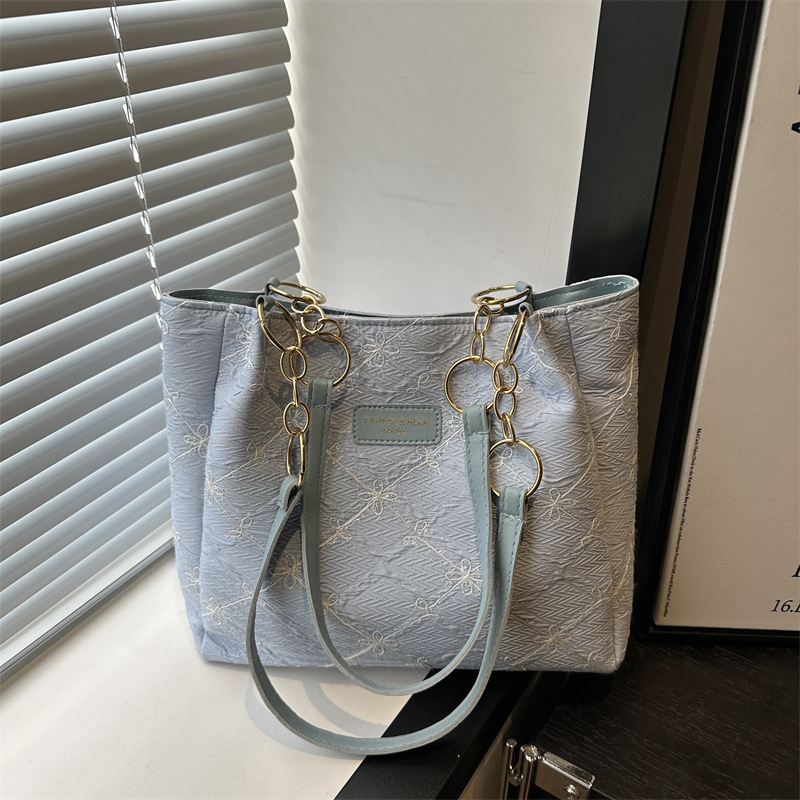 Large-capacity bag for women 2025 new style fashionable single-shoulder student class bag, versatile commuting tote bag full figure