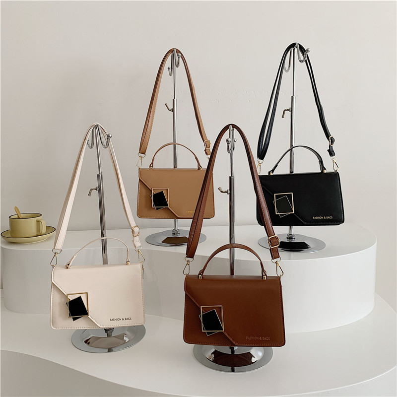 Cross-border quality bag for women, Spring 2024 new chain single-shoulder crossbody bag, stylish handbag for women, small square bag Application Scenario
