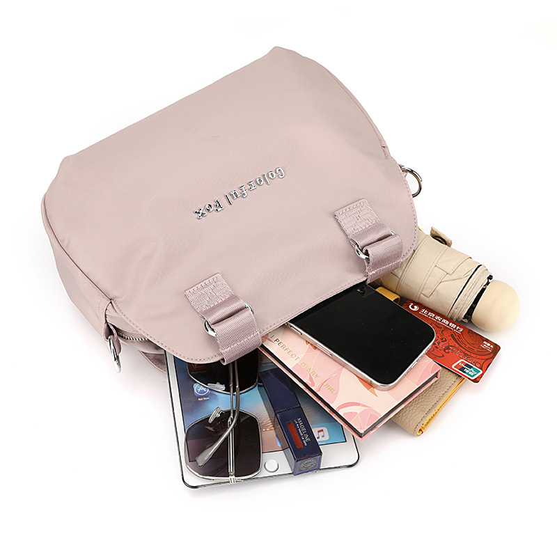Colorful Fox fashion trend crossbody bag for women, large capacity simple single-shoulder bag, Korean version versatile handbag Application Scenario
