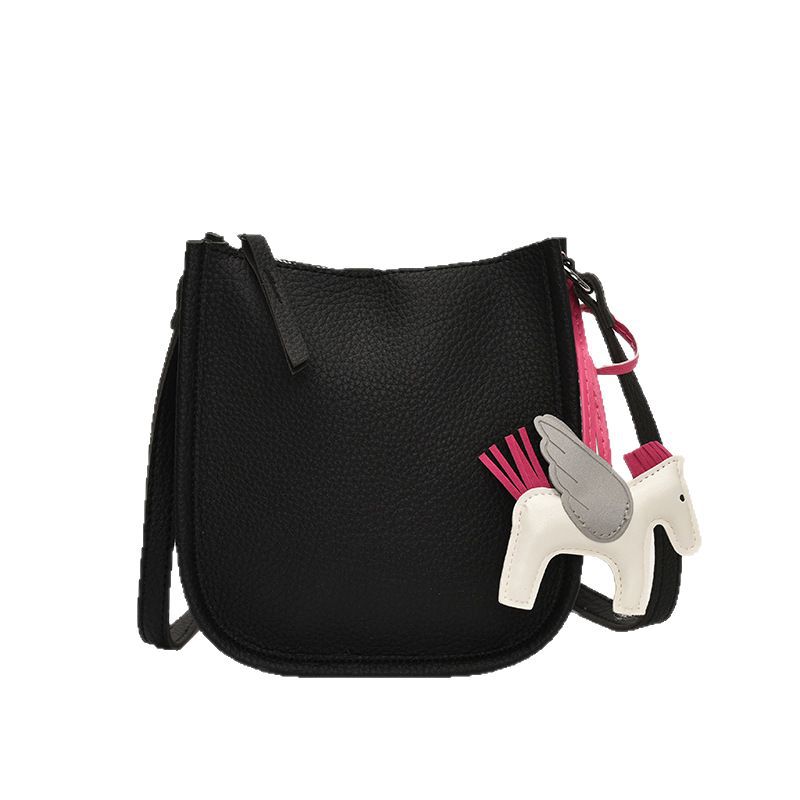 2025 New trendy soft leather lychee pattern small square bag for women, fashionable and versatile, ins Korean style stylish single-shoulder crossbody bag Item Picture