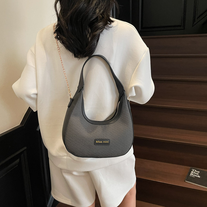 Cross-border high-end retro small bag for women, 2025 new style versatile single-shoulder underarm bag, spring hand-held dumpling bag Specification drawing