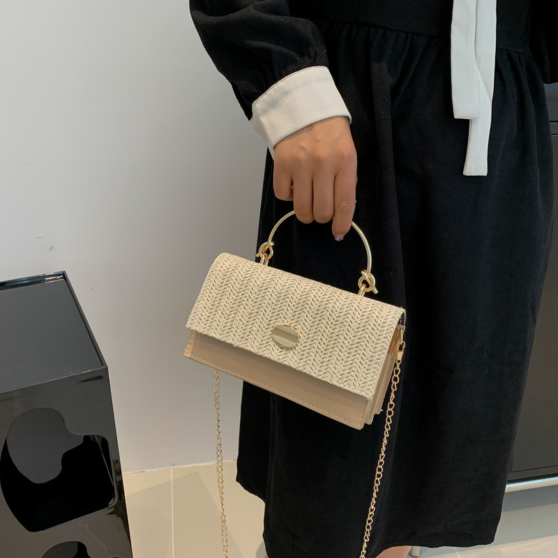 A fresh and simple straw-woven bag for women in 2024, a stylish small square bag with versatile chain single-shoulder crossbody details Picture