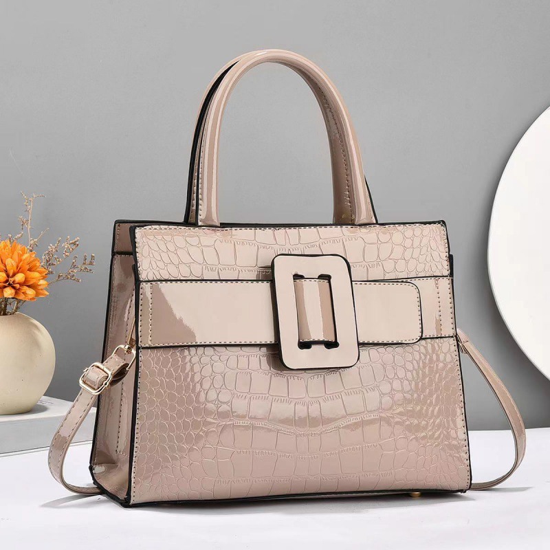 Shiny leather stone-patterned women's bag 2025 new product handbag, fashionable and casual single-shoulder crossbody bag, versatile and simple large bag Application Scenario